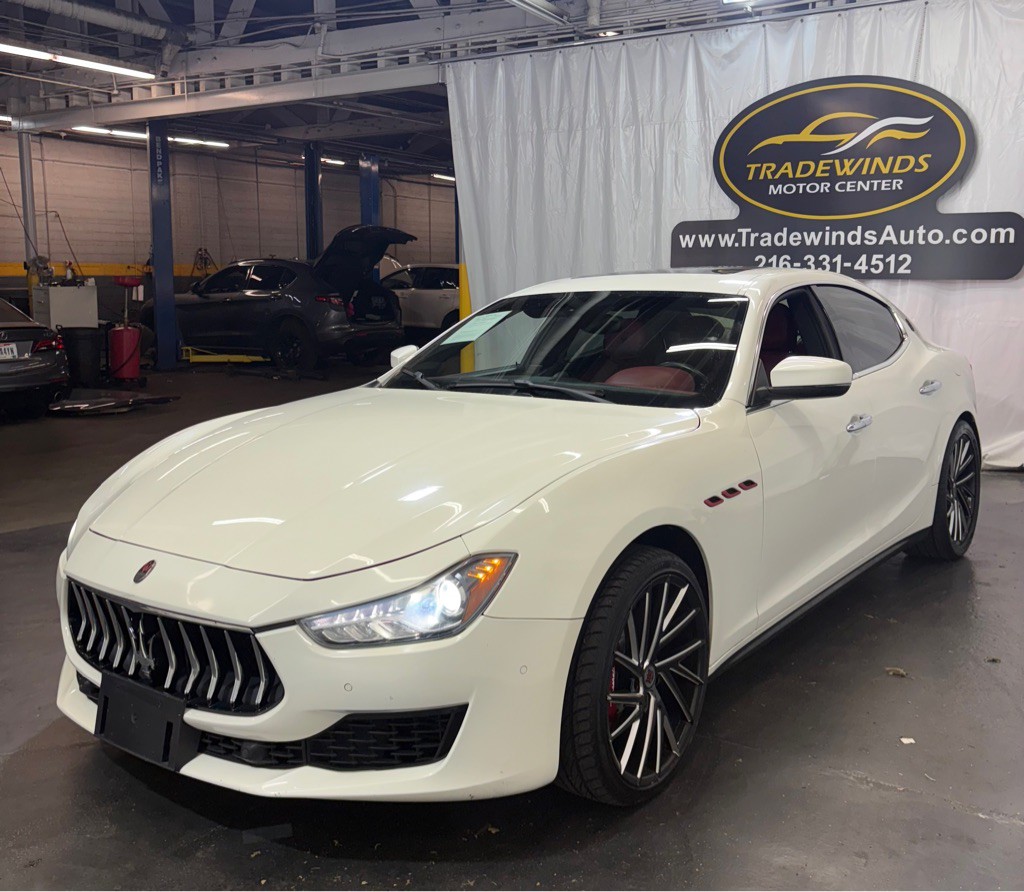 2018 Maserati Ghibli Image 3