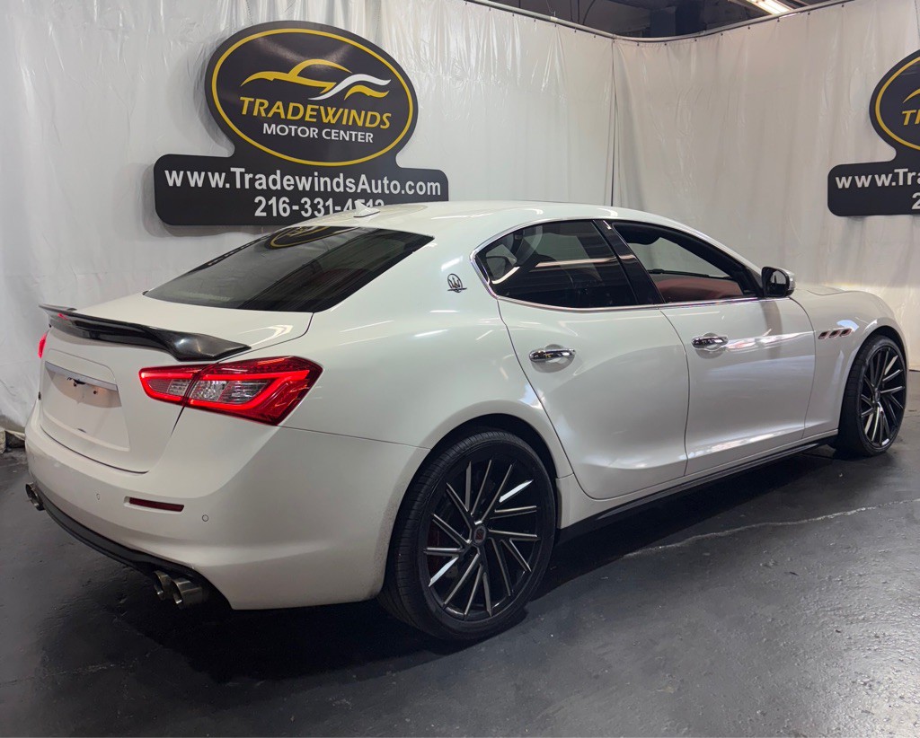 2018 Maserati Ghibli Image 6
