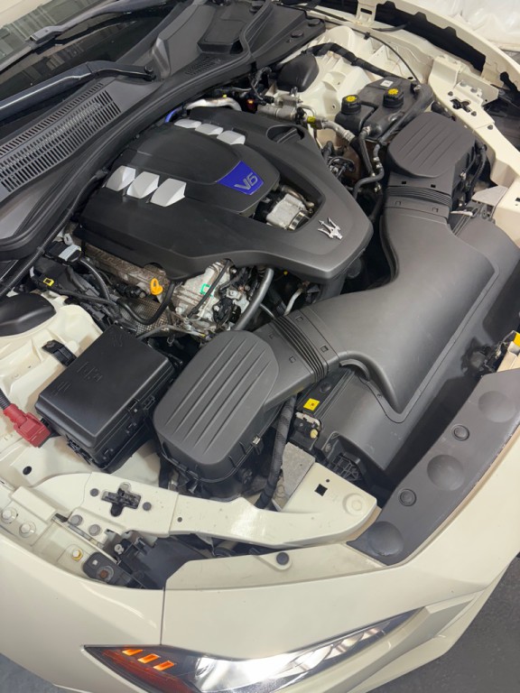 2018 Maserati Ghibli Image 13