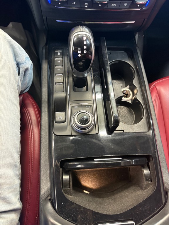 2018 Maserati Ghibli Image 22