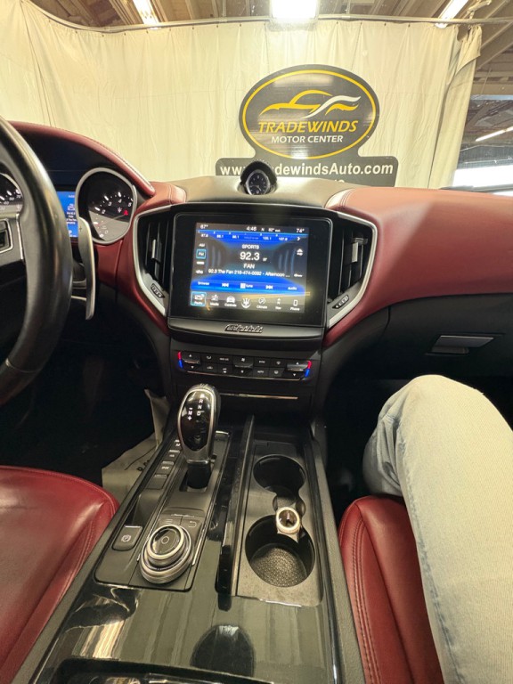 2018 Maserati Ghibli Image 30