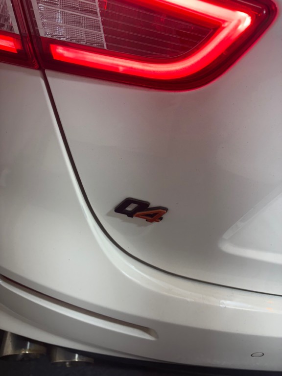 2018 Maserati Ghibli Image 38