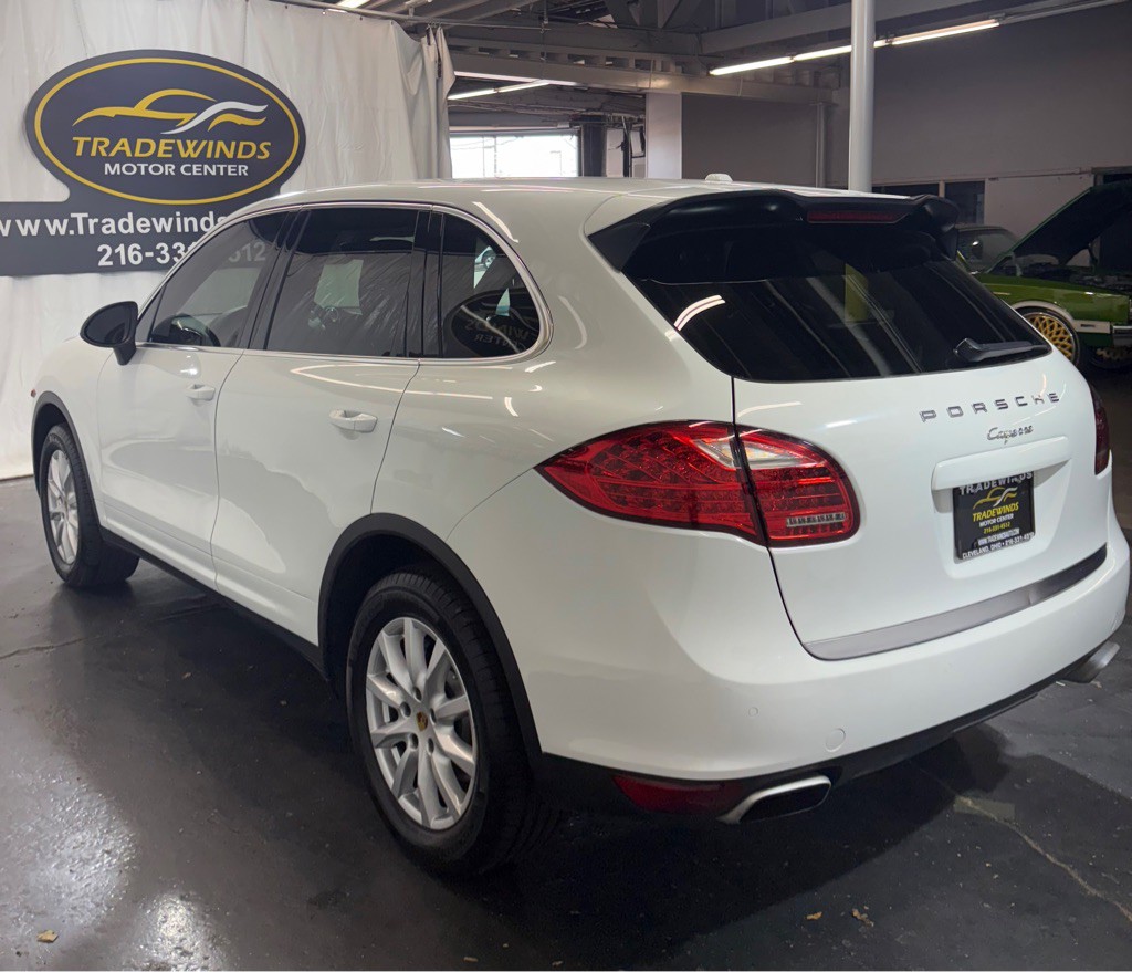 2013 Porsche Cayenne Image 4