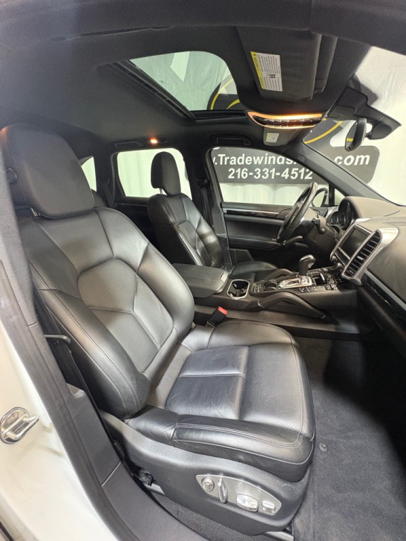 2013 Porsche Cayenne Image 30