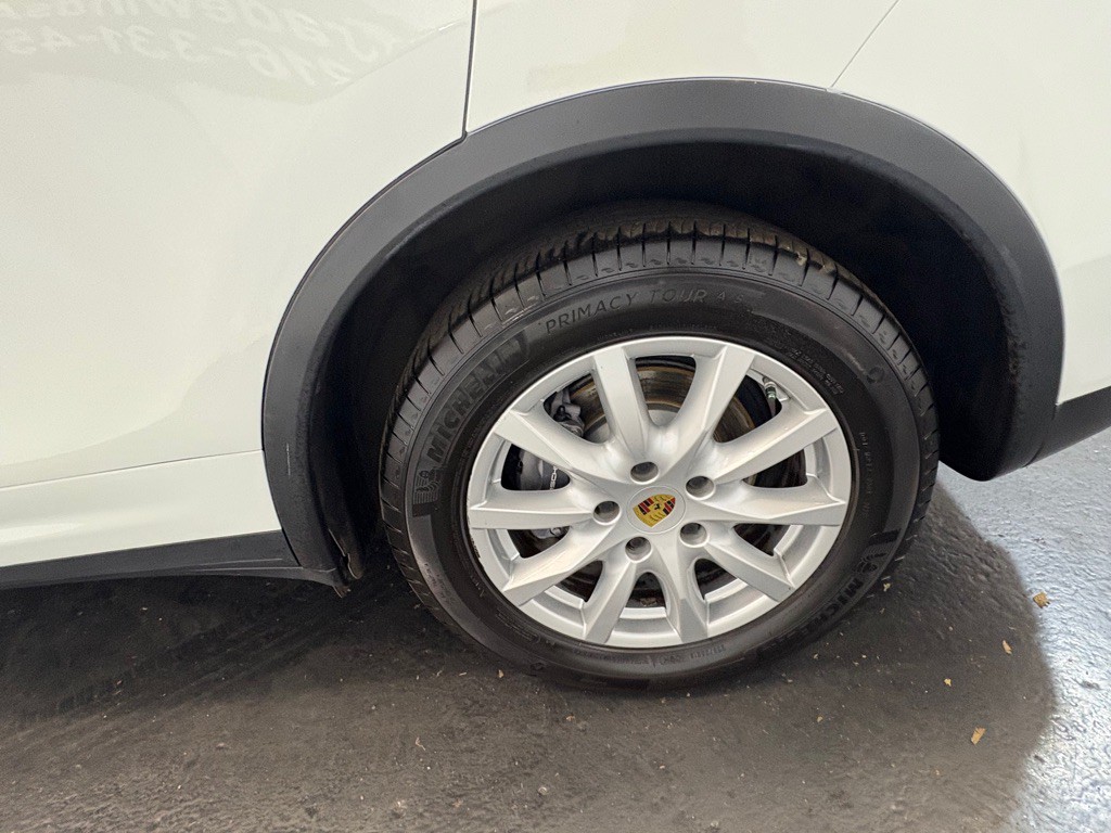 2013 Porsche Cayenne Image 42