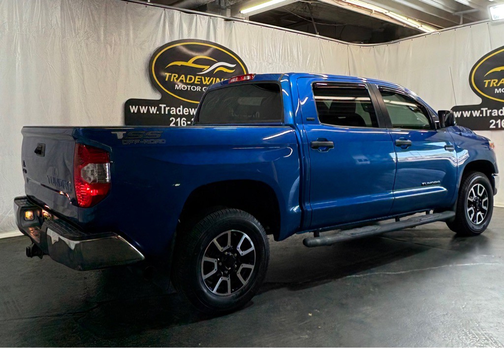2017 Toyota Tundra Image 6