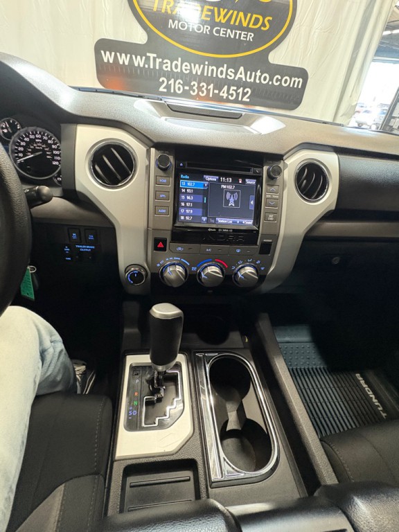 2017 Toyota Tundra Image 18