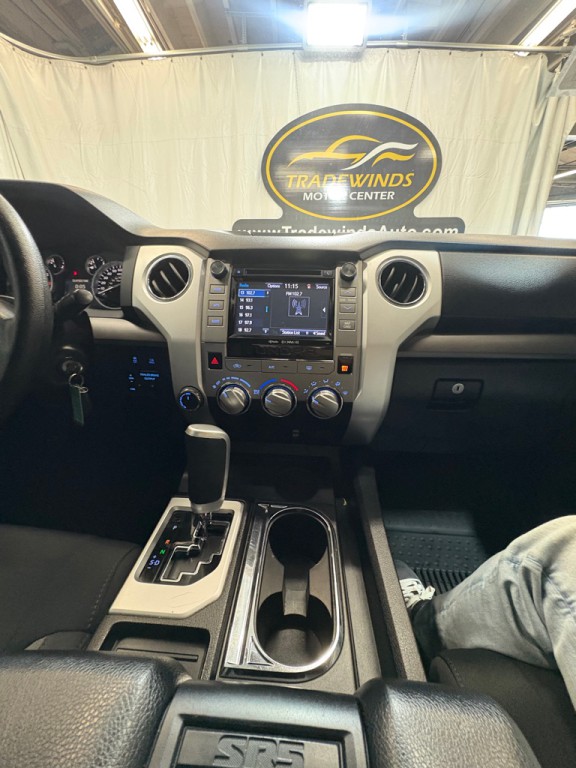 2017 Toyota Tundra Image 30