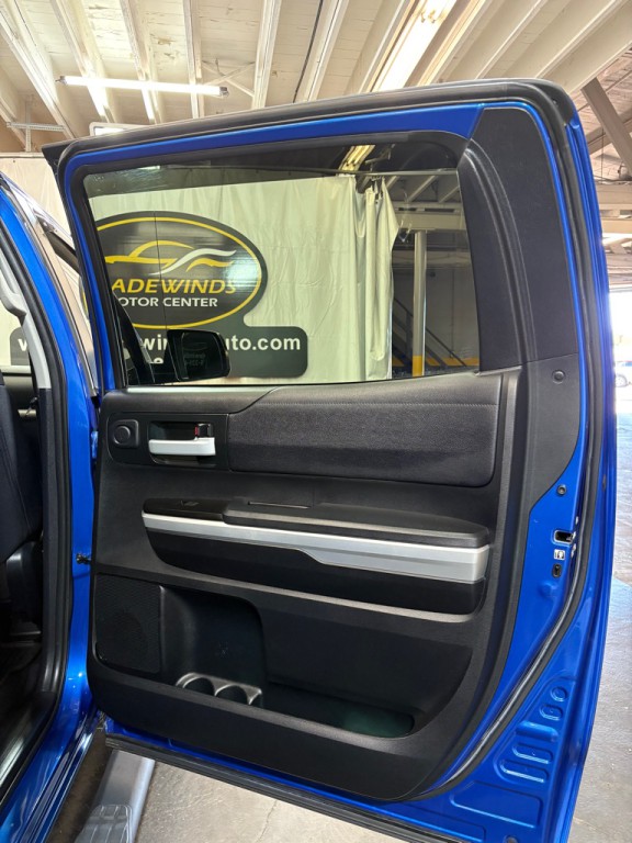 2017 Toyota Tundra Image 32