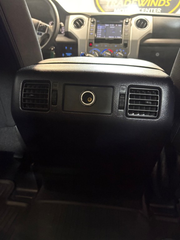 2017 Toyota Tundra Image 35