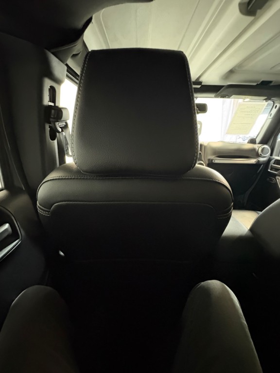 2014 Jeep Wrangler Unlimited Image 54