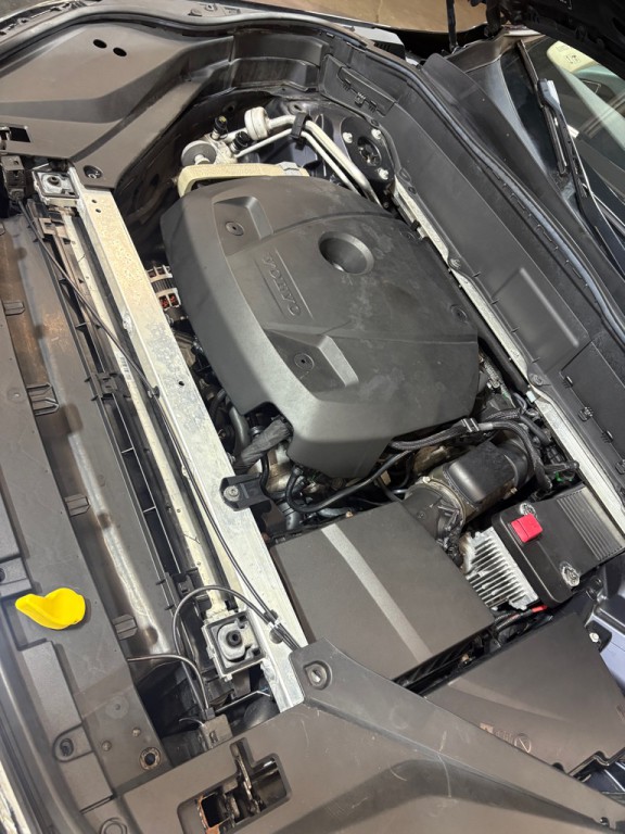 2016 Volvo XC90 Image 11