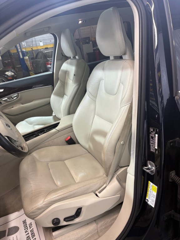 2016 Volvo XC90 Image 15