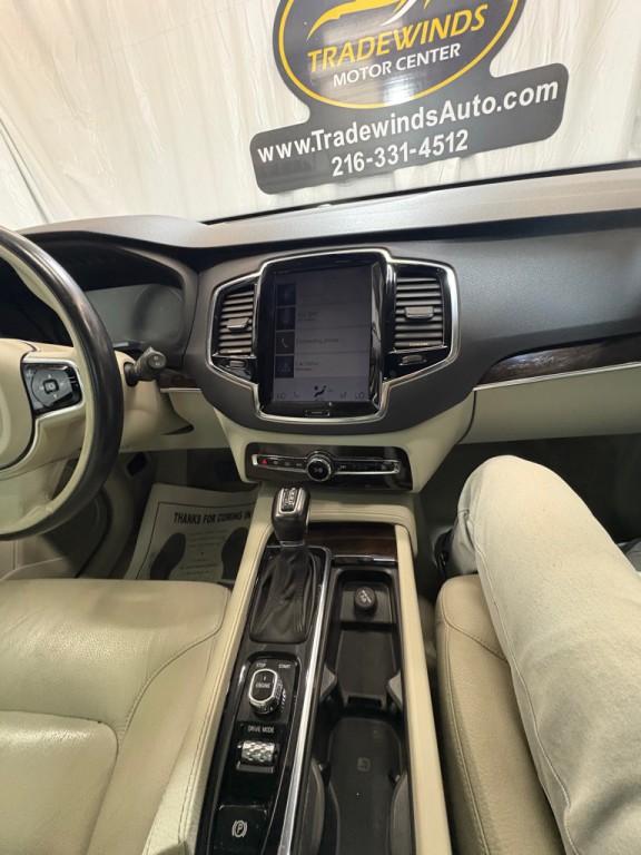 2016 Volvo XC90 Image 28