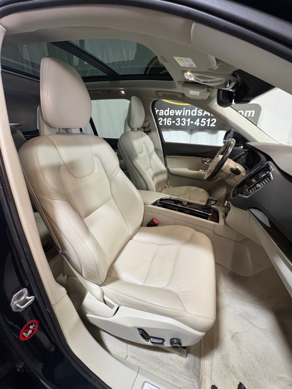 2016 Volvo XC90 Image 29