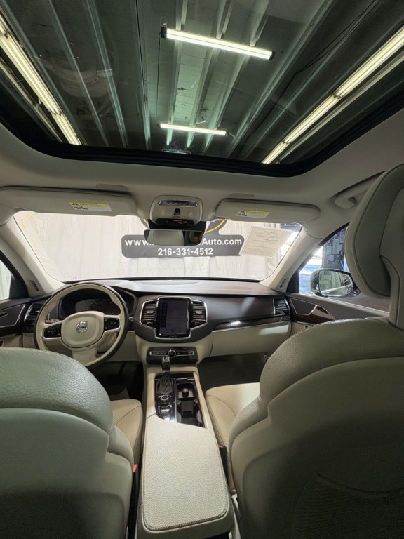 2016 Volvo XC90 Image 42