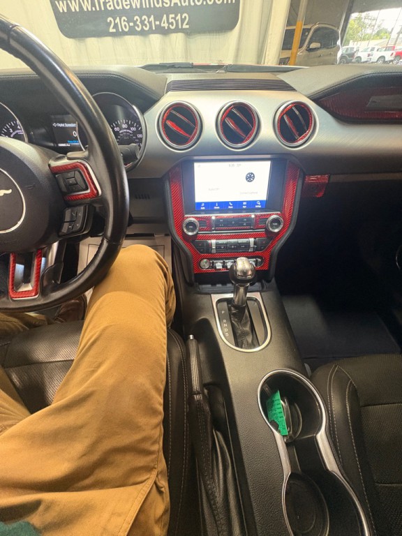 2019 Ford Mustang Image 18