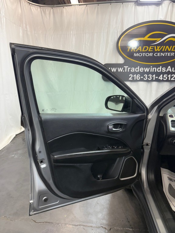 2020 Jeep Compass Image 13