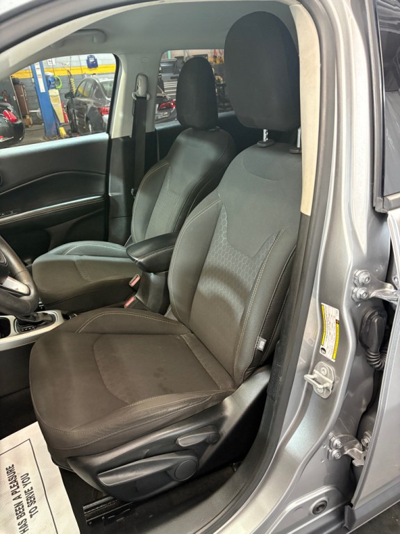 2020 Jeep Compass Image 14