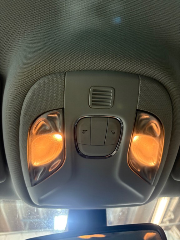 2020 Jeep Compass Image 22