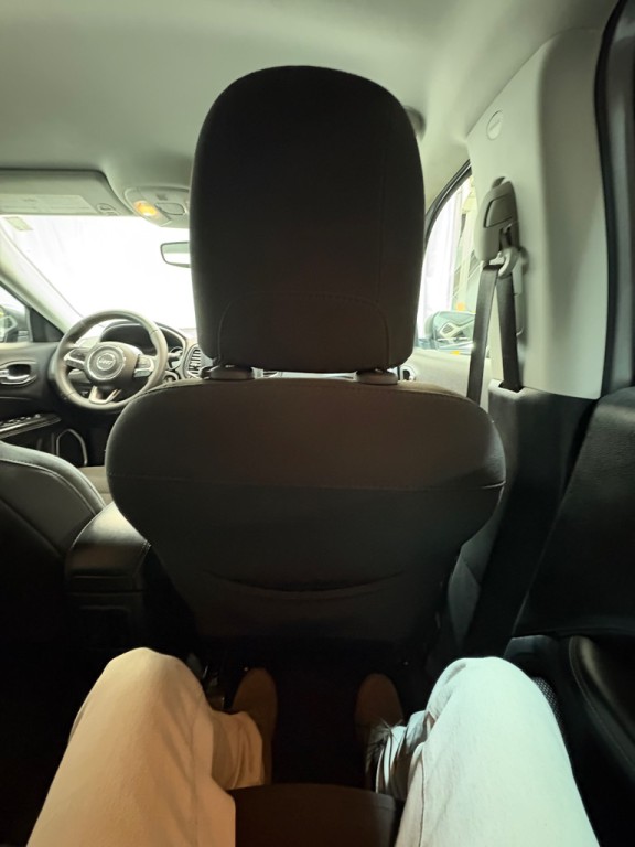 2020 Jeep Compass Image 32