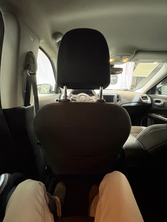 2020 Jeep Compass Image 38