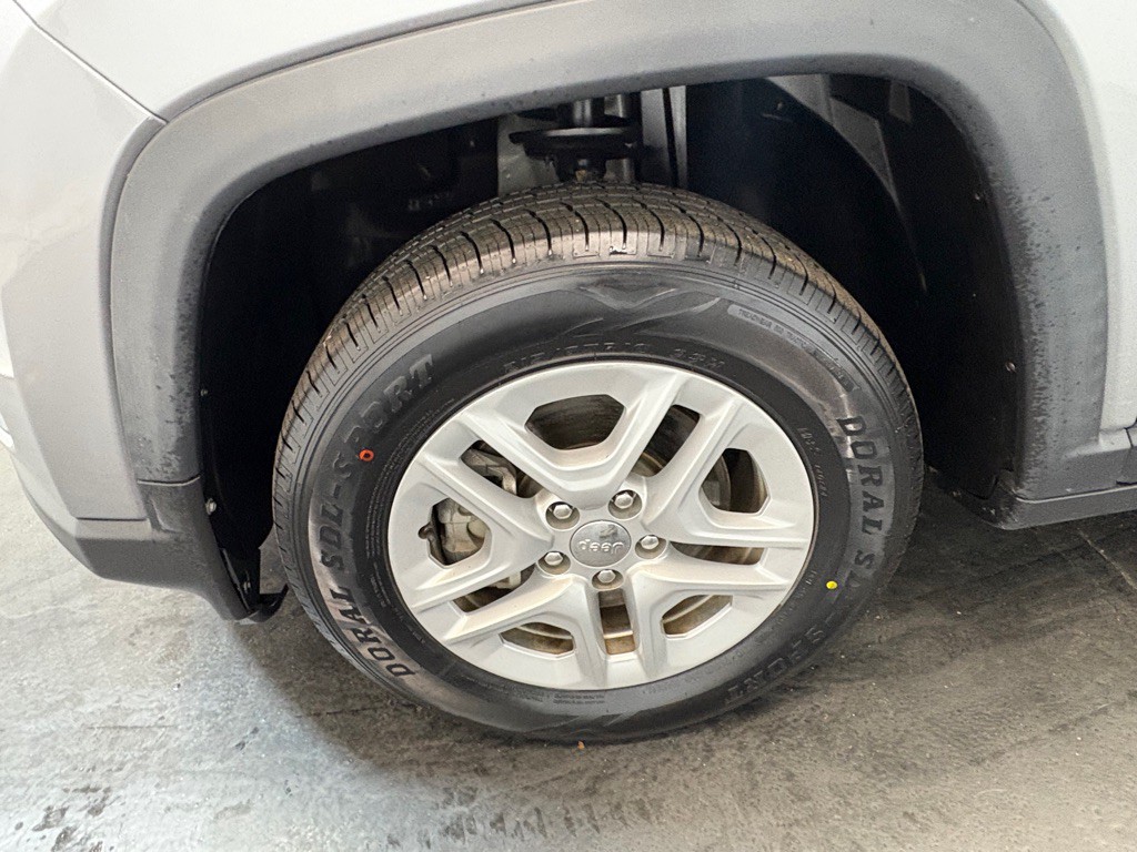 2020 Jeep Compass Image 41