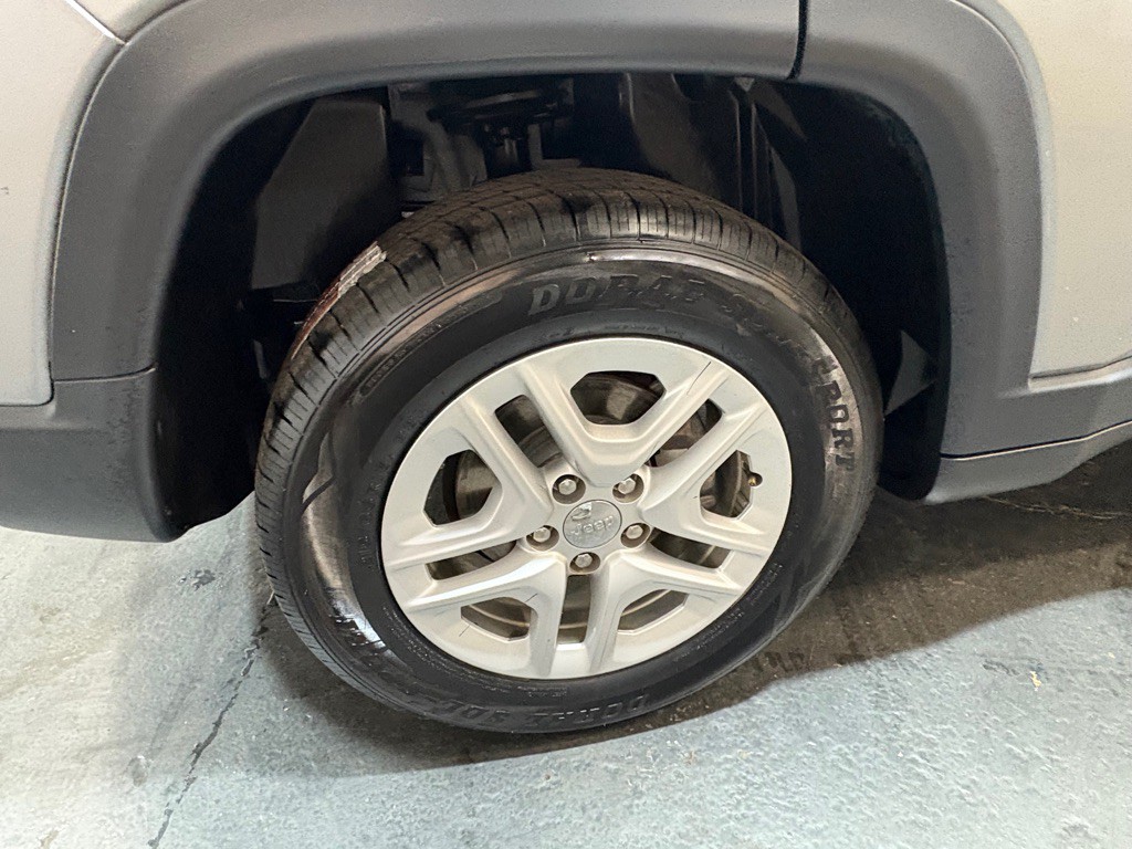 2020 Jeep Compass Image 43