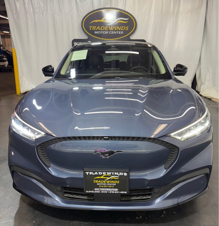 2021 Ford Mustang Image 2