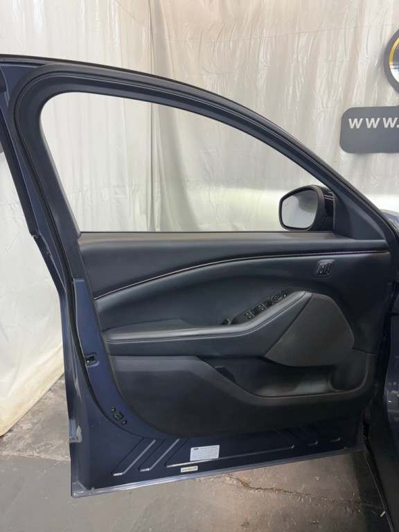 2021 Ford Mustang Image 14