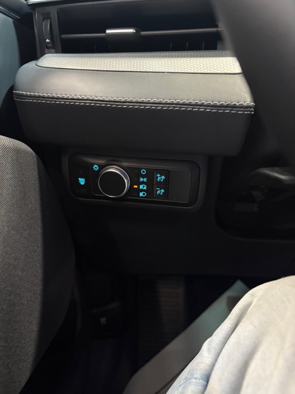 2021 Ford Mustang Image 17