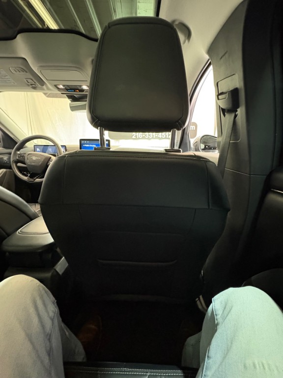 2021 Ford Mustang Image 34