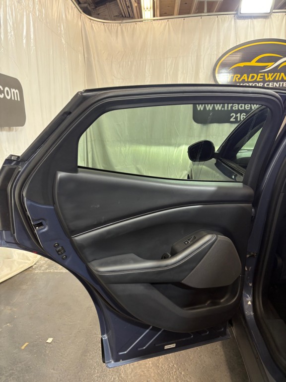 2021 Ford Mustang Image 37