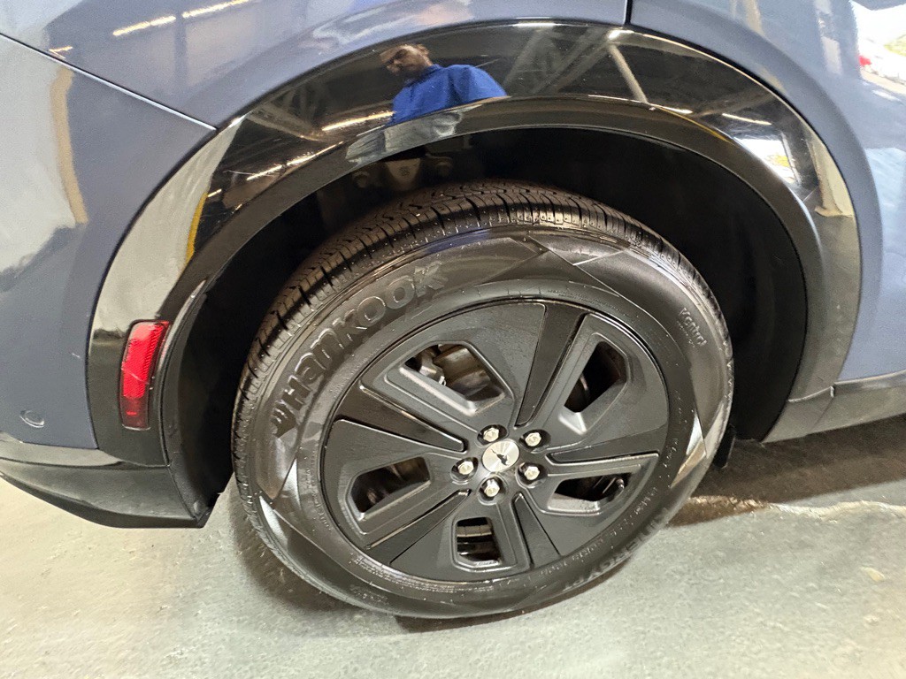 2021 Ford Mustang Image 44