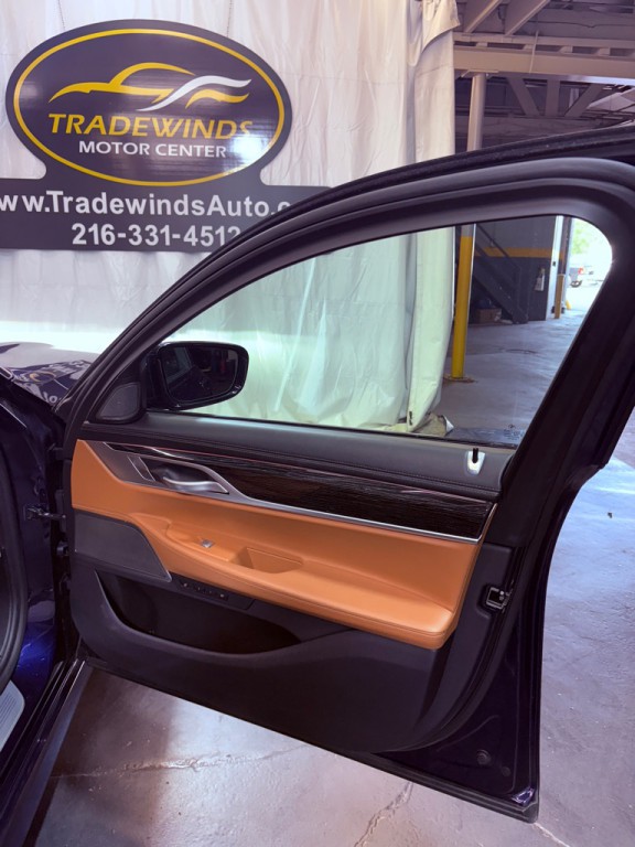 2020 BMW 7 Series Image 25