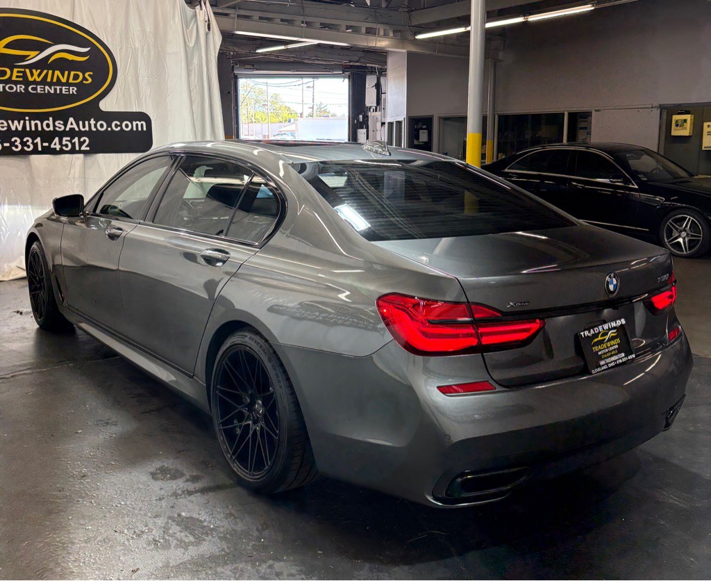 2017 BMW 7 Series Image 4