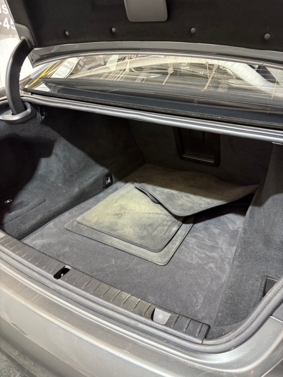 2017 BMW 7 Series Image 10