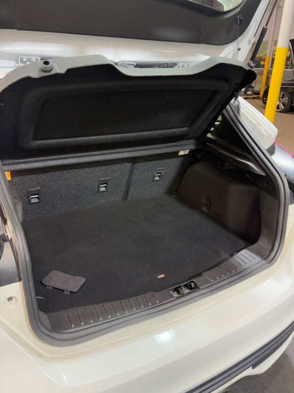 2018 Ford Focus Image 8