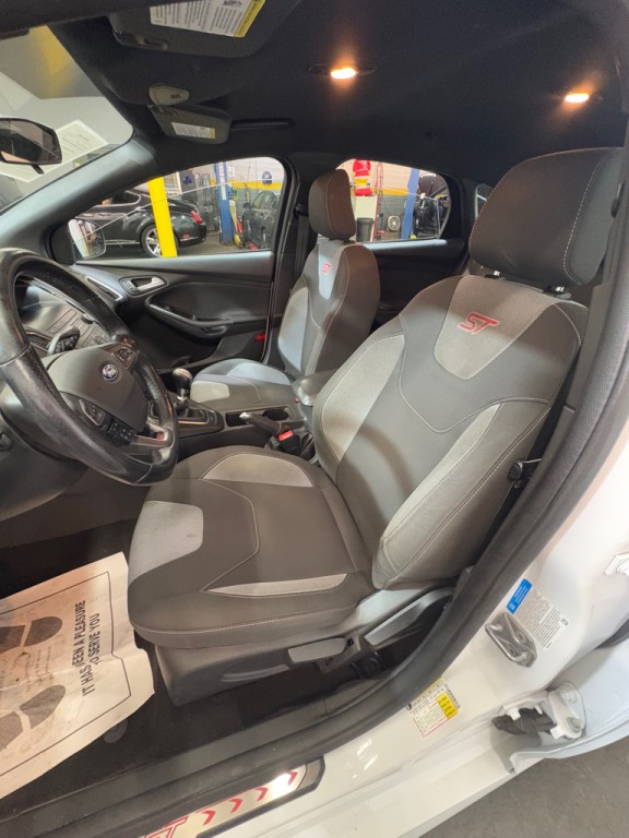 2018 Ford Focus Image 26