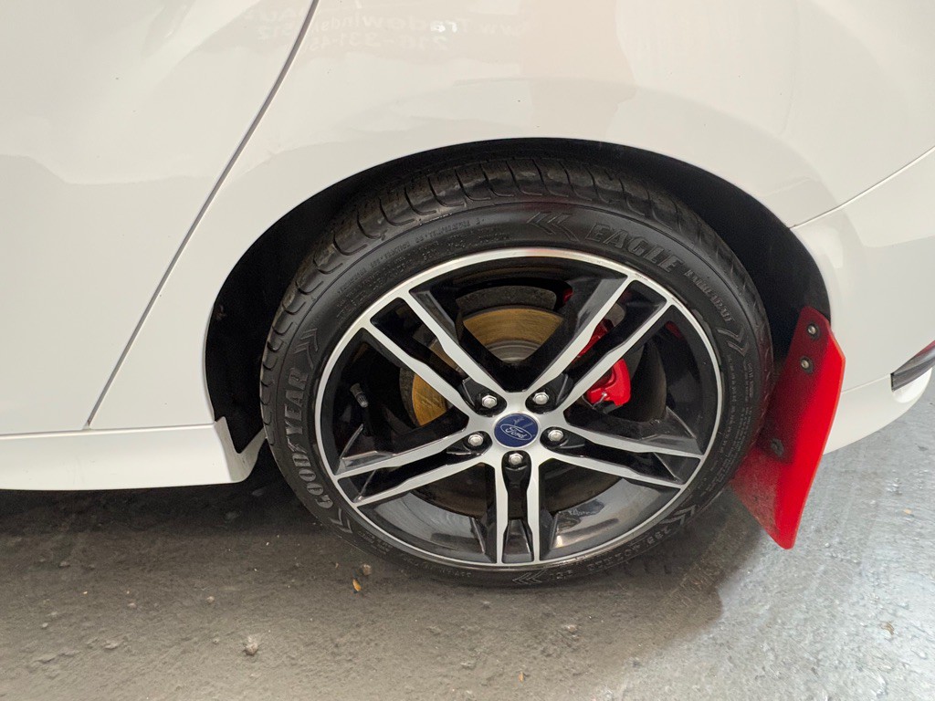 2018 Ford Focus Image 47