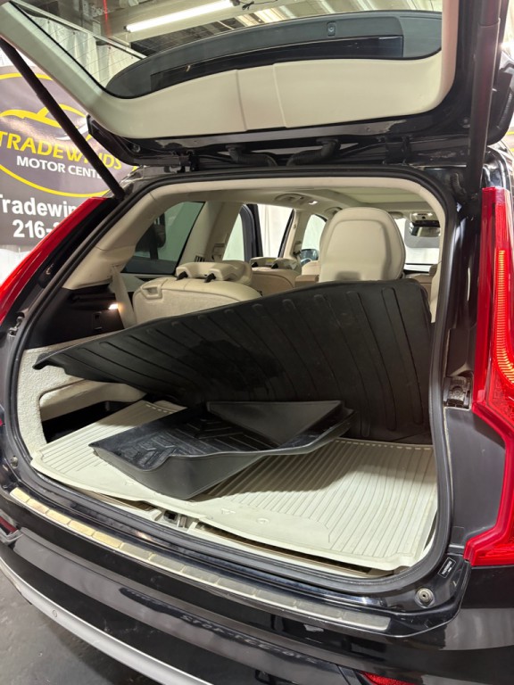 2016 Volvo XC90 Image 10