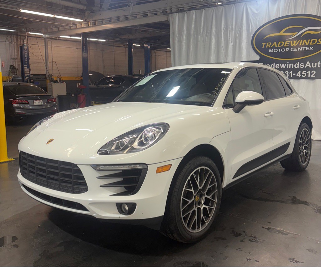 2018 Porsche Macan Image 3