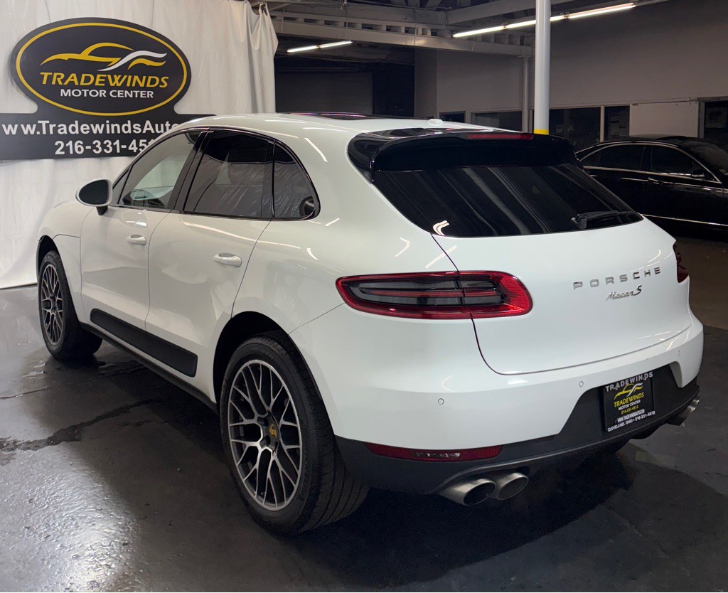 2018 Porsche Macan Image 4