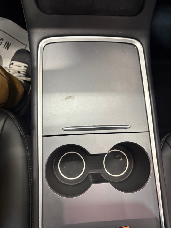 2021 Tesla Model Y Image 21