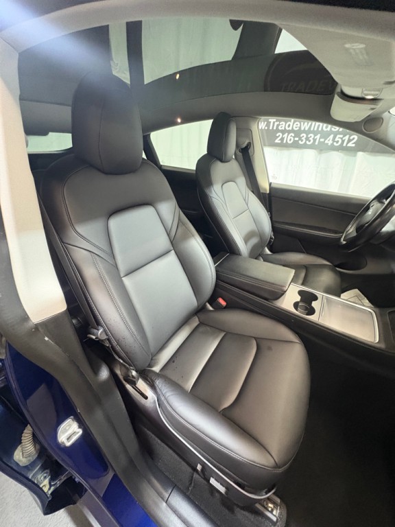 2021 Tesla Model Y Image 28