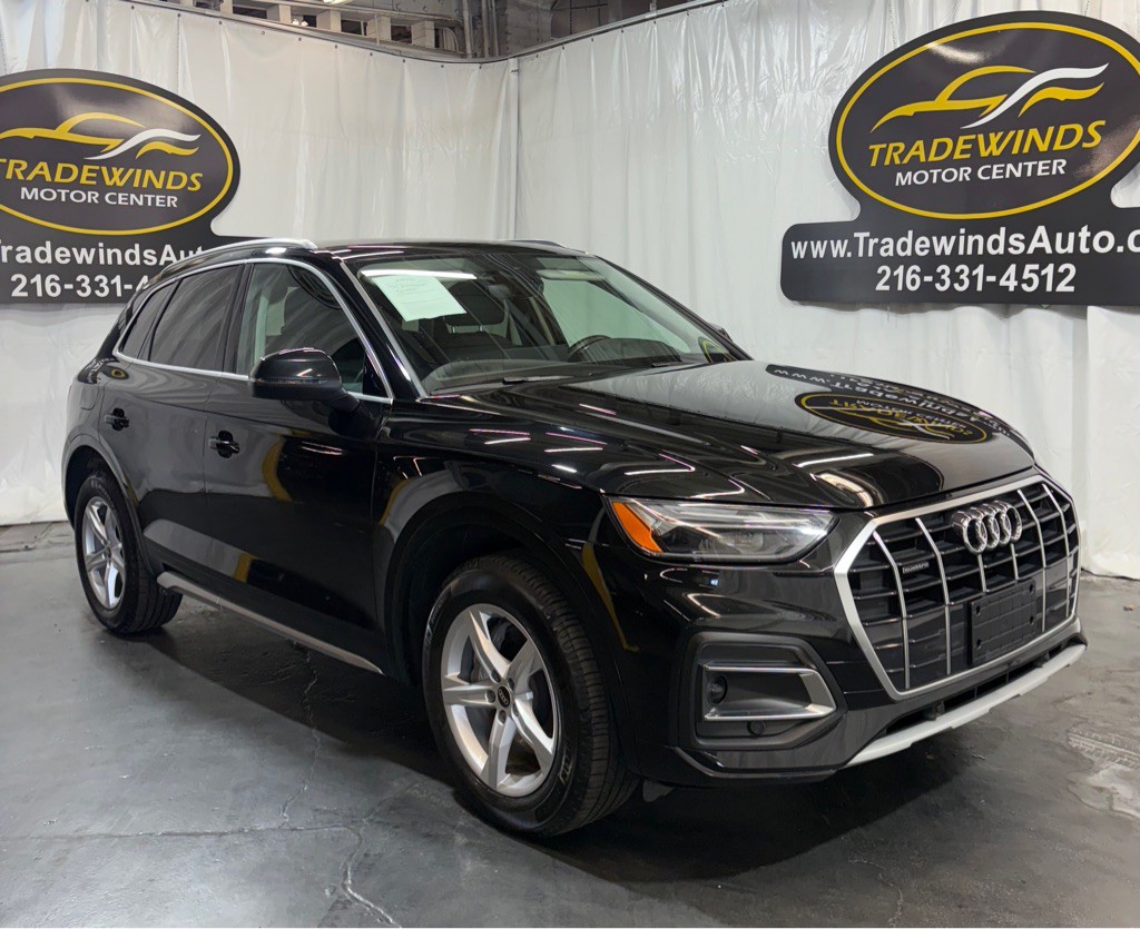 2021 Audi Q5 Image 1