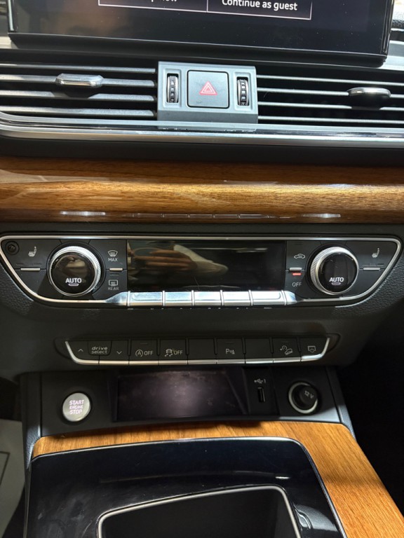 2021 Audi Q5 Image 20
