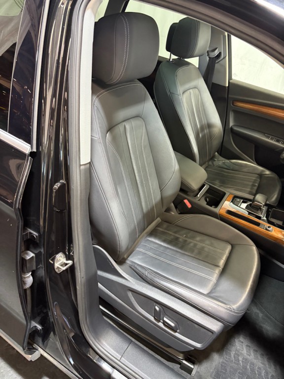 2021 Audi Q5 Image 26