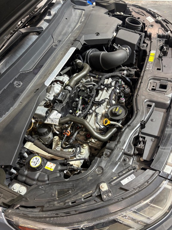 2020 Land Rover Discovery Sport Image 13