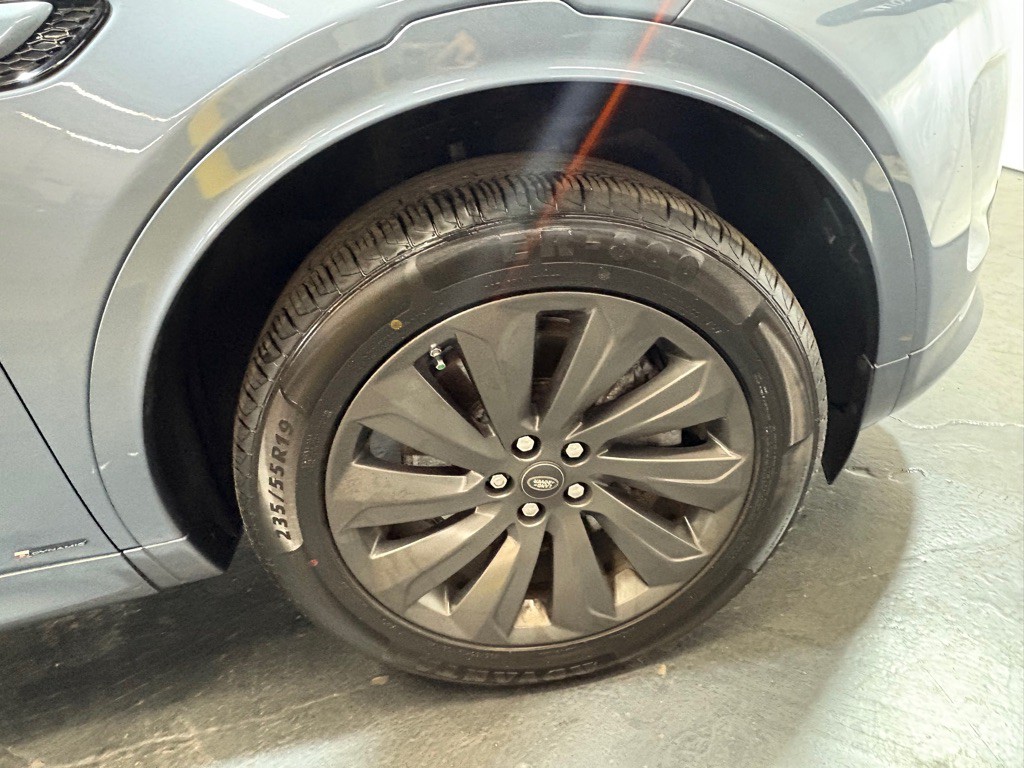 2020 Land Rover Discovery Sport Image 45